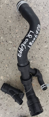 OE LR006993 Tubo de turbocompresor Tubo de turbocompresor manguera de enfriamiento interrelacionada manguera de radiador para Range Rover